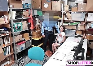 Cutie Carolina Takes Officers Jock Shudder at fitting of Thievery
