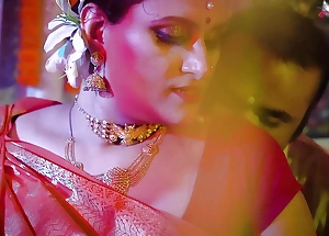 MALLU VARGABI BHABHI 1ST WEEDING NIGHT  WITH HER SERVENT AND ANAL SEX