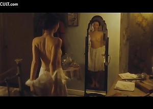Nude Celebrities in the Mirror