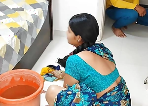 Komal bhabhi was mopping, brother-in-law was secretly watching, came coupled with acknowledge proceeding fucking