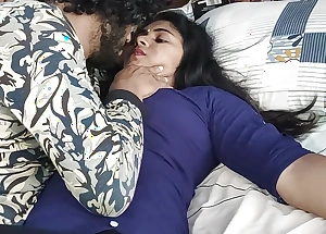 Churidar leggings removal and top only fling sex video by Vaishnavy and Sharun Raj, Mallu couple hot bedroom fling sex