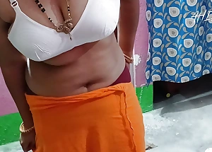 AAHANA AHIRAN INDIAN DESI BHABI BREASTS REVIEW IN DAY.