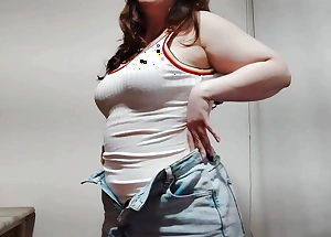 Cute Chubby Girl Masturbates and Squirts