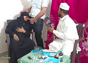 Muslim women fucked at the end of one's tether the doctor approach her husband because she could not get fluent (Threesome Sex)