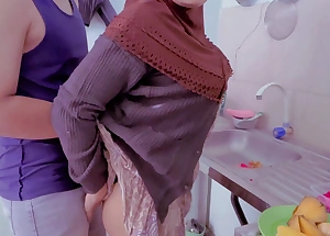 Budhe in work harassed by naughty stepbrother