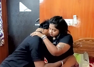 Desi scalding wife cum-hole fucking with the brush debor infront of husband..